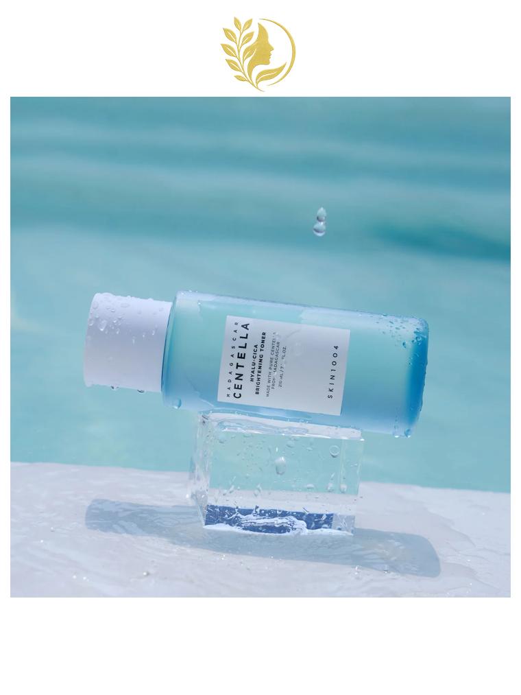 SKIN1004 MADAGASCAR CENTELLA HYALU-CICA BRIGHTENING TONER - 210 ML -